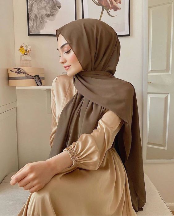 Essential Chiffon Hijab – Warm Tan