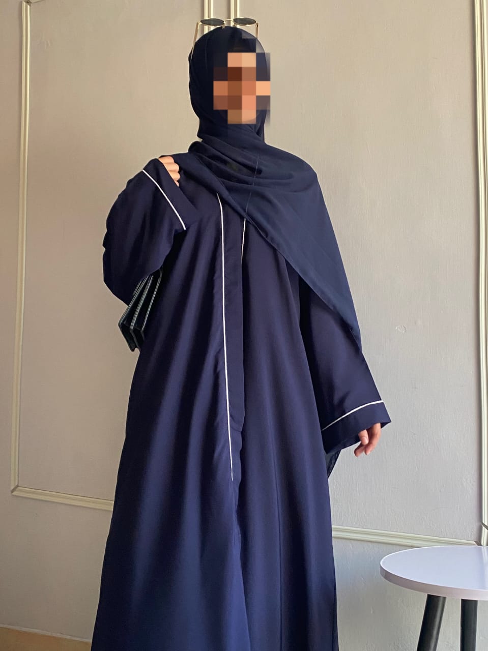 Front Open Pippin Abaya (Navy Blue)