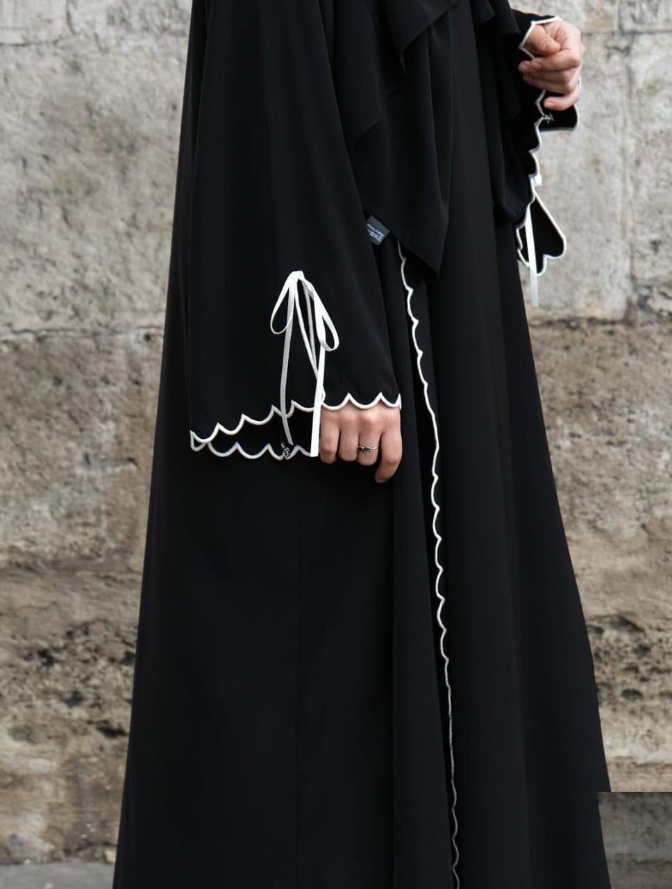 Black Zoya Abaya Inner Attached Middle East Style